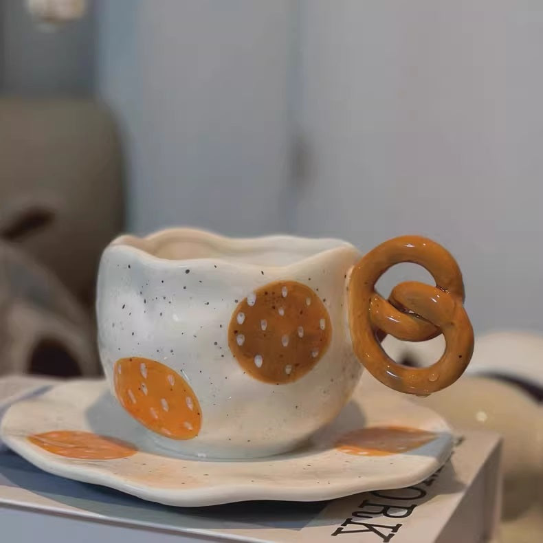 Pretzel Design Mug with Saucer Set 300ml